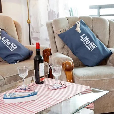 شقة In Residenzblick An Der Ostsee دامب